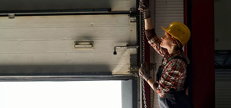 Addressing Common Garage Door Stoppage Issues in Austin, MN